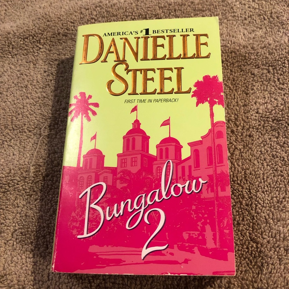 Danielle Steel Bungalow 2 book. Used in good condition.